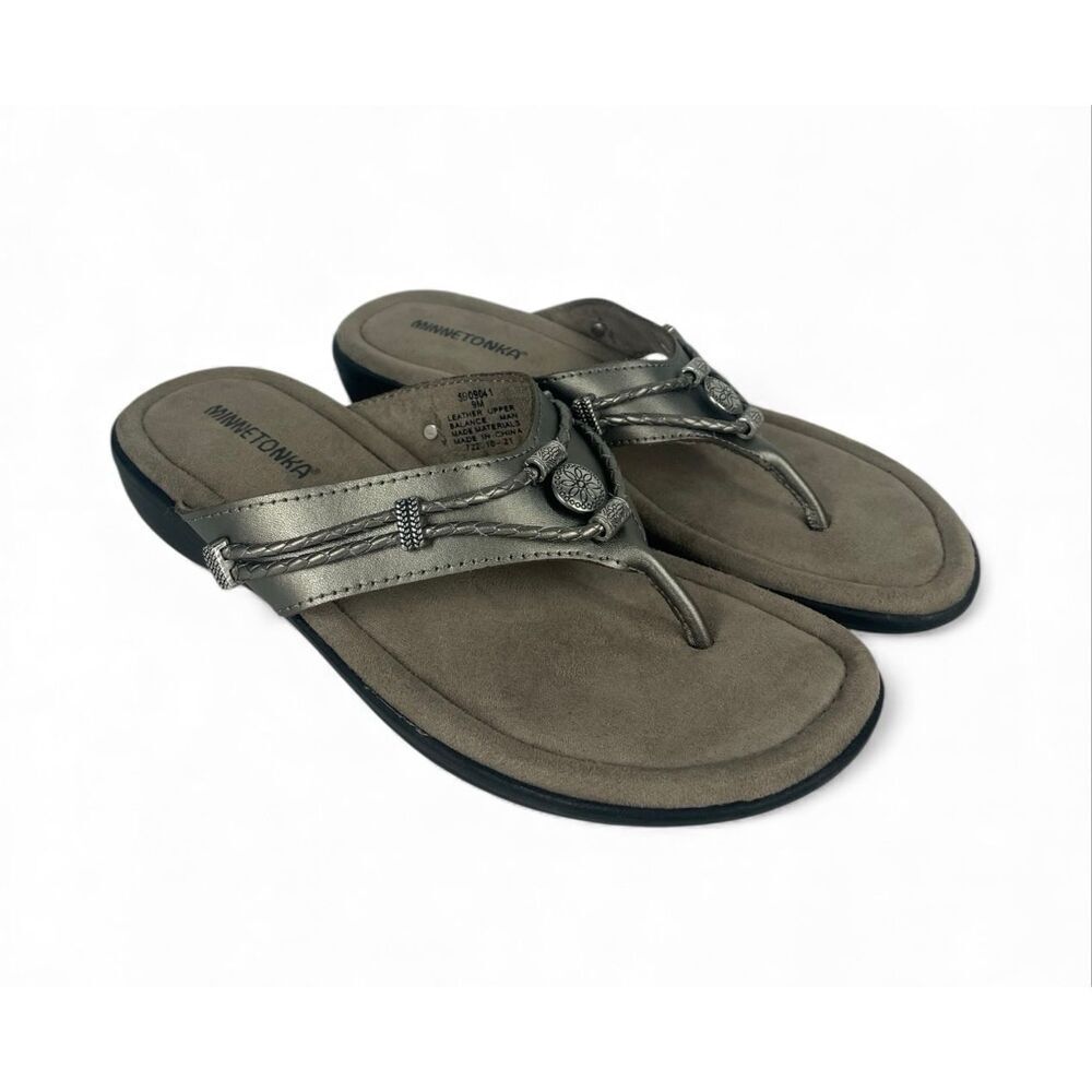 Minnetonka Metallic Leather Sandals Comfort Flip Flops Women 9 NWOB - Picture 1 of 7